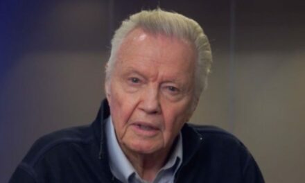 Hollywood Conservative Jon Voight Says Trump Can Save America With The Light of God’s Happiness