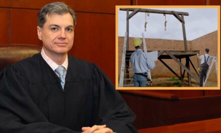 ‘Trump Will Receive A Fair And Impartial Trial,’ Says Judge As Construction Crew Builds Gallows Outside Courtroom