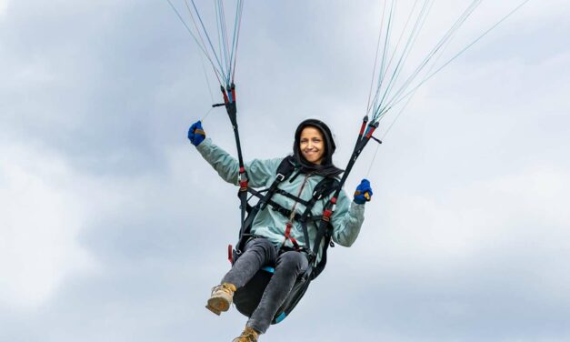 Ilhan Omar Paraglides Into Columbia Campus To Lead Protests