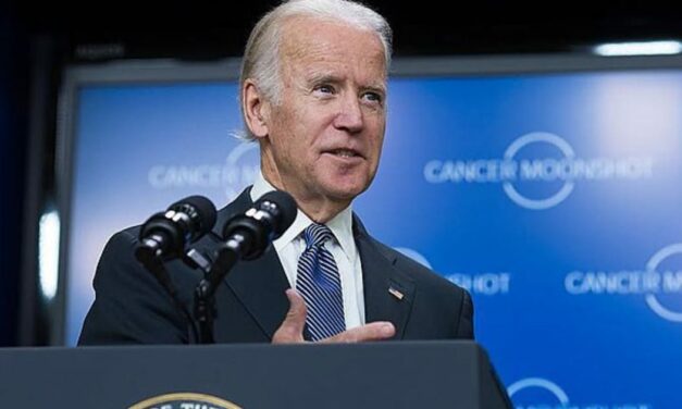 Biden Calls Economy ‘Strong’ Despite Poor GDP Growth