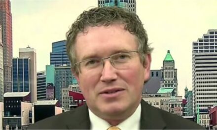 BIG BREAKING: Thomas Massie just threatened to oust Speaker Johnson if he doesn’t resign [UPDATE: MASSIE CONFIRMS]