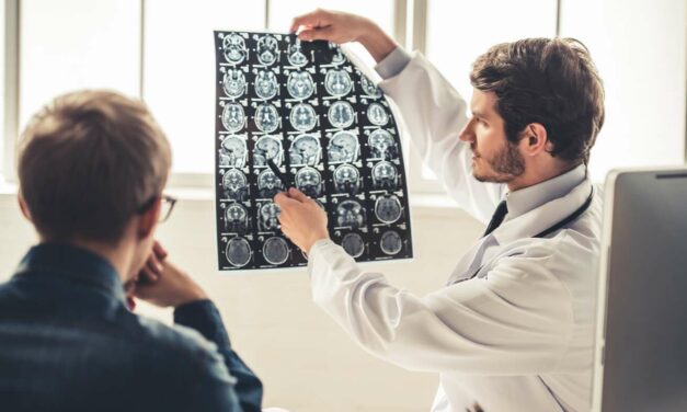 Doctor Points On MRI To Part Of Man’s Brain Where ‘Seinfeld’ Bass Riff Has Been Playing For Over Two Decades