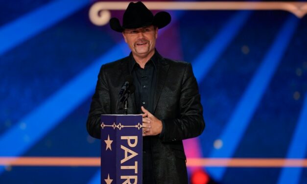 John Rich says he’ll perform at UNC frat’s ‘rager’