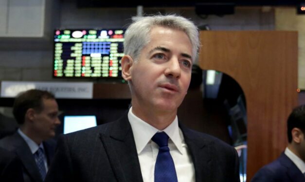 Billionaire investor Bill Ackman gives $10K to UNC American flag ‘rager’