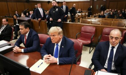 GOP Brings the Heat — and Shared Outrage — to Trump NYC Courtroom