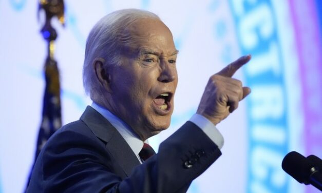 Lol: Biden Officials Want to Make 2024 DNC Semi-Online to Avoid Their Own Crazed Voting Base