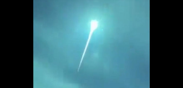 WATCH: Large Meteor seen flying over skies of Spain and Portugal and potentially making landfall