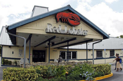 SAD DAY at CHEDDAR BAY: Red Lobster Closes 50+ Locations Across the USA
