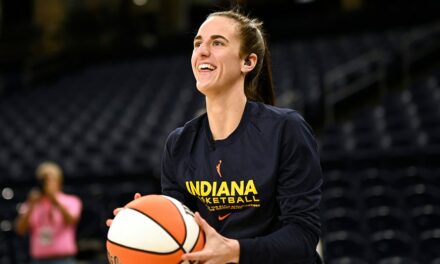 Caitlin Clark lauds childhood idol Diana Taurasi ahead of first WNBA matchup: ‘One of the greatest players’