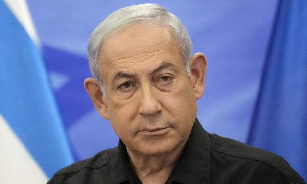 Netanyahu asks Gantz not to resign from Israel’s War Cabinet