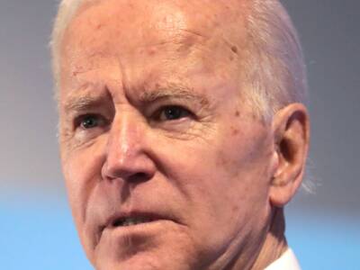 BIDEN-MATIC: On Border or Anything, He’ll Sign Whatever They Put in Front of Him | Steve Berman