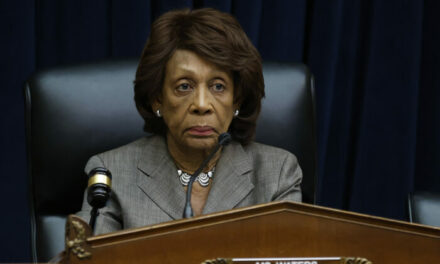 Texas Man Gets 33 Months Jail for Threatening to Kill Rep. Maxine Waters