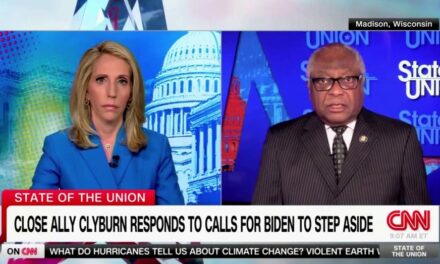 Biden ally James Clyburn clashes with CNN host for not fact-checking Trump during the debate
