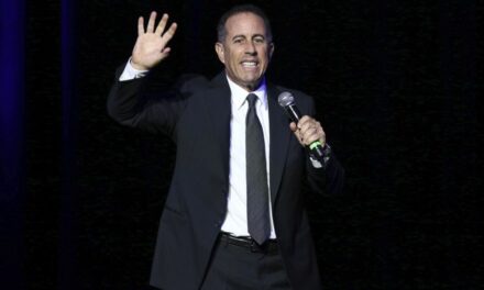 Seinfeld’s Perfect Response to Heckler: It’s a Comedy Show, You Moron. Get Out of Here.”