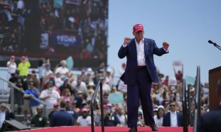 Trump Campaign Opens New Debate Fact-Check Website
