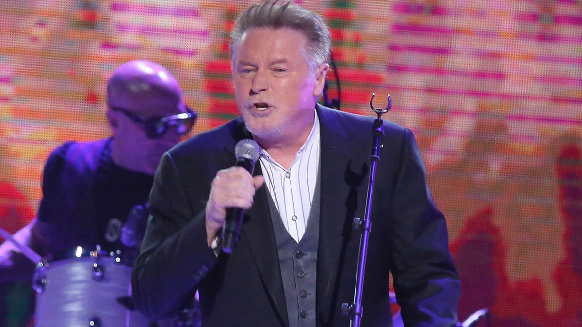 Don Henley performing 2017