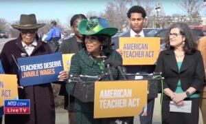 House Democrats Reintroduce Teacher’s Salary Bill