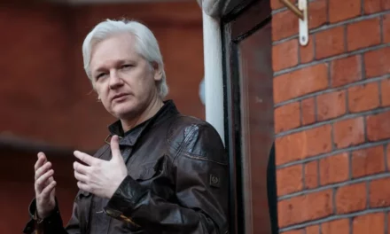 White House denies involvement in Julian Assange deal