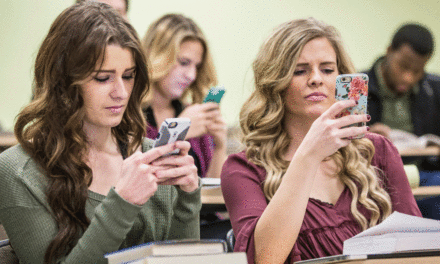 Bans on Smartphones in the Classroom Gain Favor Across Political Spectrum