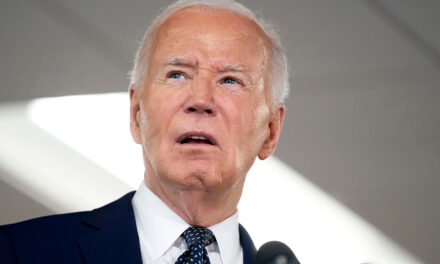 25 House Democrats Prepared to Call on Biden to Step Down