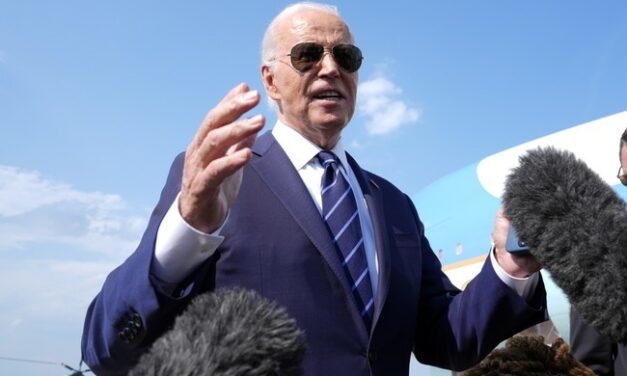 Top Democrats Frustrated by Being Stuck in ‘Doom Loop’ Amid Doubts About Biden’s Future