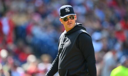 Yankees manager Aaron Boone defends center fielder after lackadaisical effort leads to brutal error