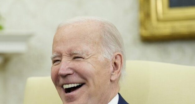 Dem HI Gov. Green: Biden Making a Self-Deprecating Joke ‘Is a Significant Ability’ Cognitively