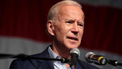 Biden’s Handlers Are Giving The President Cheat Sheets With Big Pictures To Help Him Walk To The Podium At Speaking Events: Report