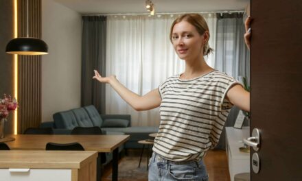 Majority Of Wives Admit They Only Clean The House So They Can Smugly Apologize For How Messy It Is When Their Friends Come Over