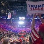 Amazing: Speed Painter at Rally Whips Up Trump Portrait in 180 Seconds—but His Message Is Even Better