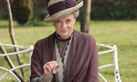 Legendary Actress Maggie Smith Dies