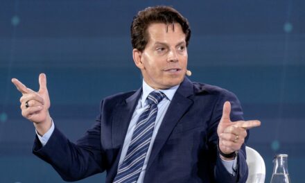 Scaramucci Expects Bitcoin Record on Rate Cuts, Clearer US Rules