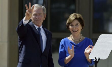 George W. Bush Stays Out of the Presidential Endorsement Fray