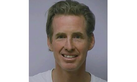 There’s Something Weird About the Ryan Routh’s Glamour (Mug) Shot