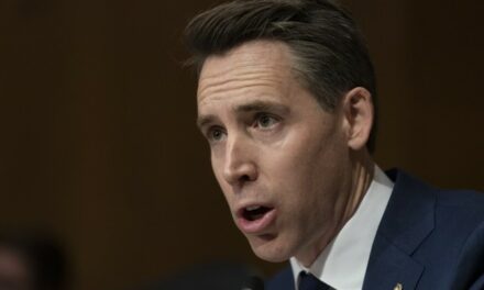 Hawley Releases ‘Highly Damaging’ Whistleblower Report on Shocking Failures of Secret Service, DHS