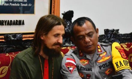 New Zealand Pilot Freed After 19-Month Captivity by Indonesian Separatist Rebels