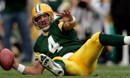 NFL legend Brett Favre details symptoms he noticed before Parkinson’s diagnosis