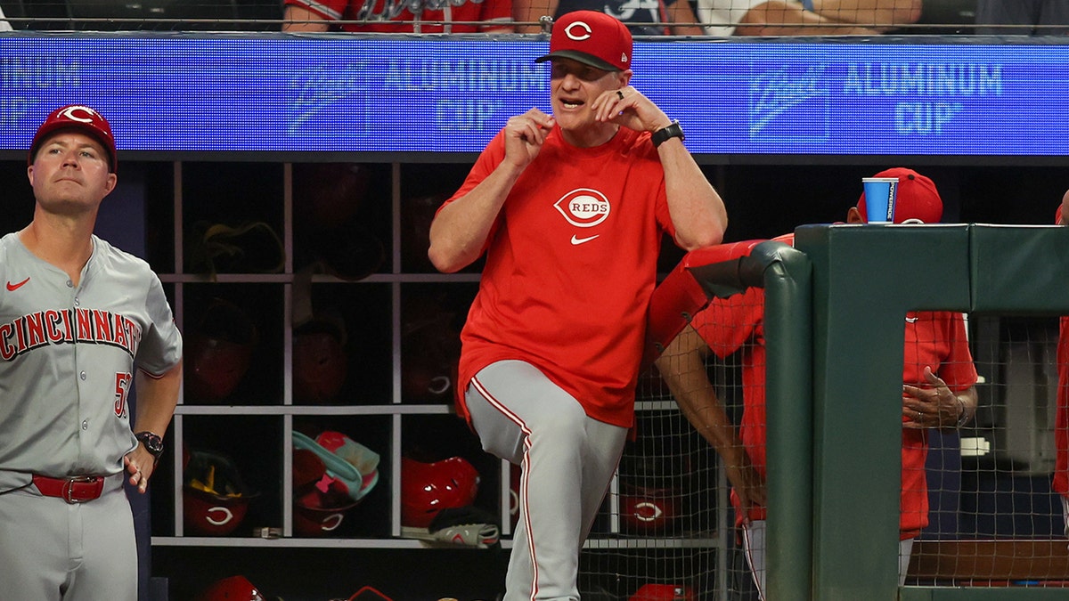 David Bell in the dugout