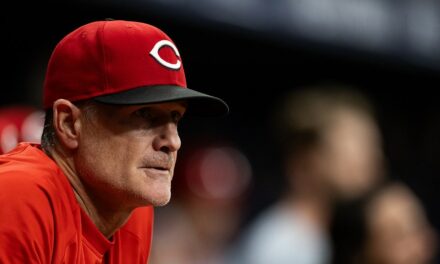 Reds fire David Bell with 5 games left in regular season