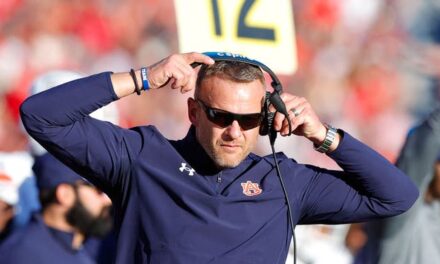 Former Auburn Coach Takes Funny Shot At Program After Latest Loss