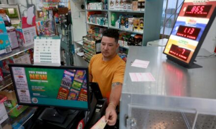 Mega Millions Player In Texas Wins $800M Jackpot