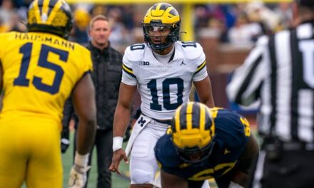 Michigan Coach Pulled Bizarre Move When Making QB Change