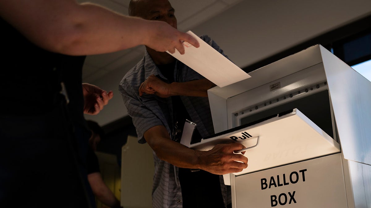 Minnesota ballot box