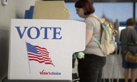 Early voting begins in Illinois, North Dakota, Florida and Michigan