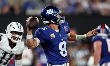 Does Daniel Jones Have A Noodle Arm? It’s Starting To Look That Way