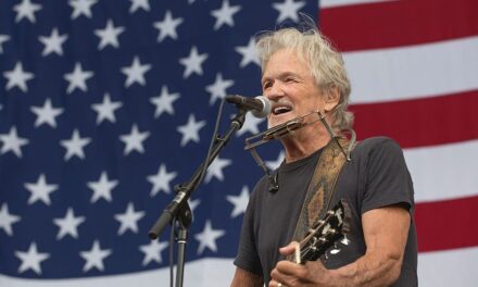 Kris Kristofferson, country music legend, dead at 88