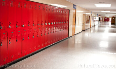 Minor girls labeled “transphobic” after speaking out against LGBT boys using their locker rooms