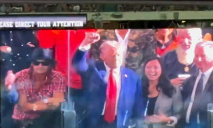 Trump Receives Loud Welcome at Alabama-Georgia Football Game