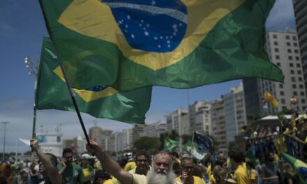 Brazilians Rally for Free Speech