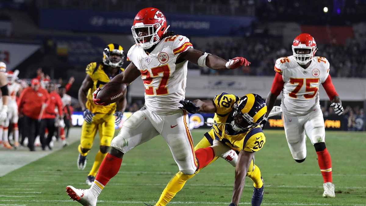 Kareem Hunt Touchdown